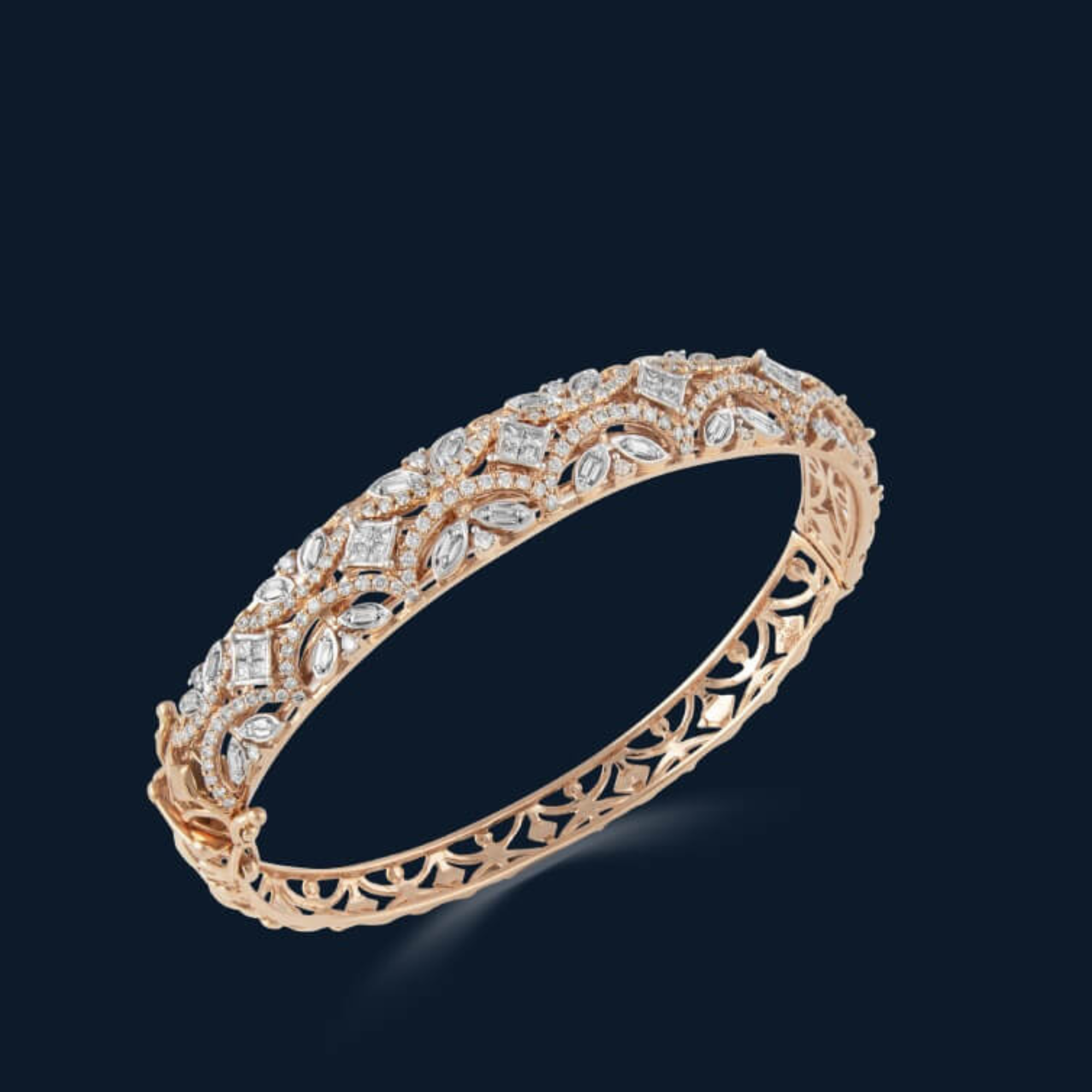 Bracelet in 14kt Rose gold with Baguettes, Princess & Round Brilliant cut diamonds