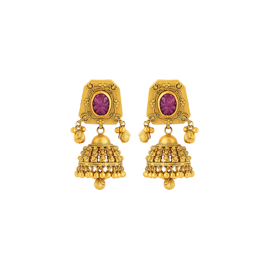 Necklace set in 22kt navratan.