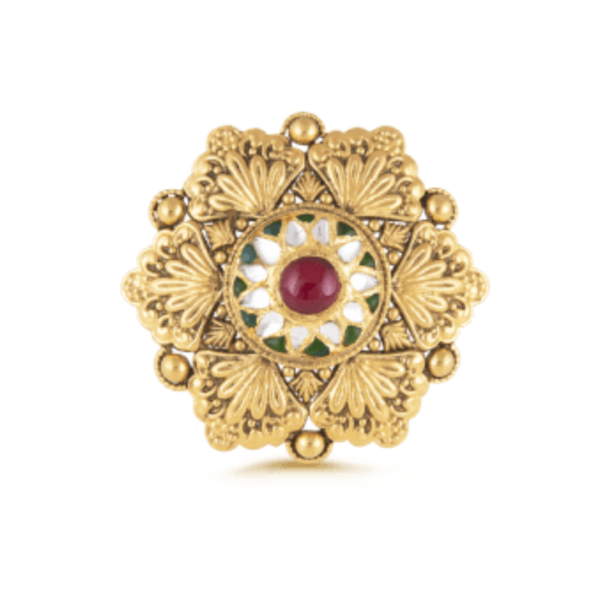 Ring in 22kt antique gold with semi-precious red gemstone