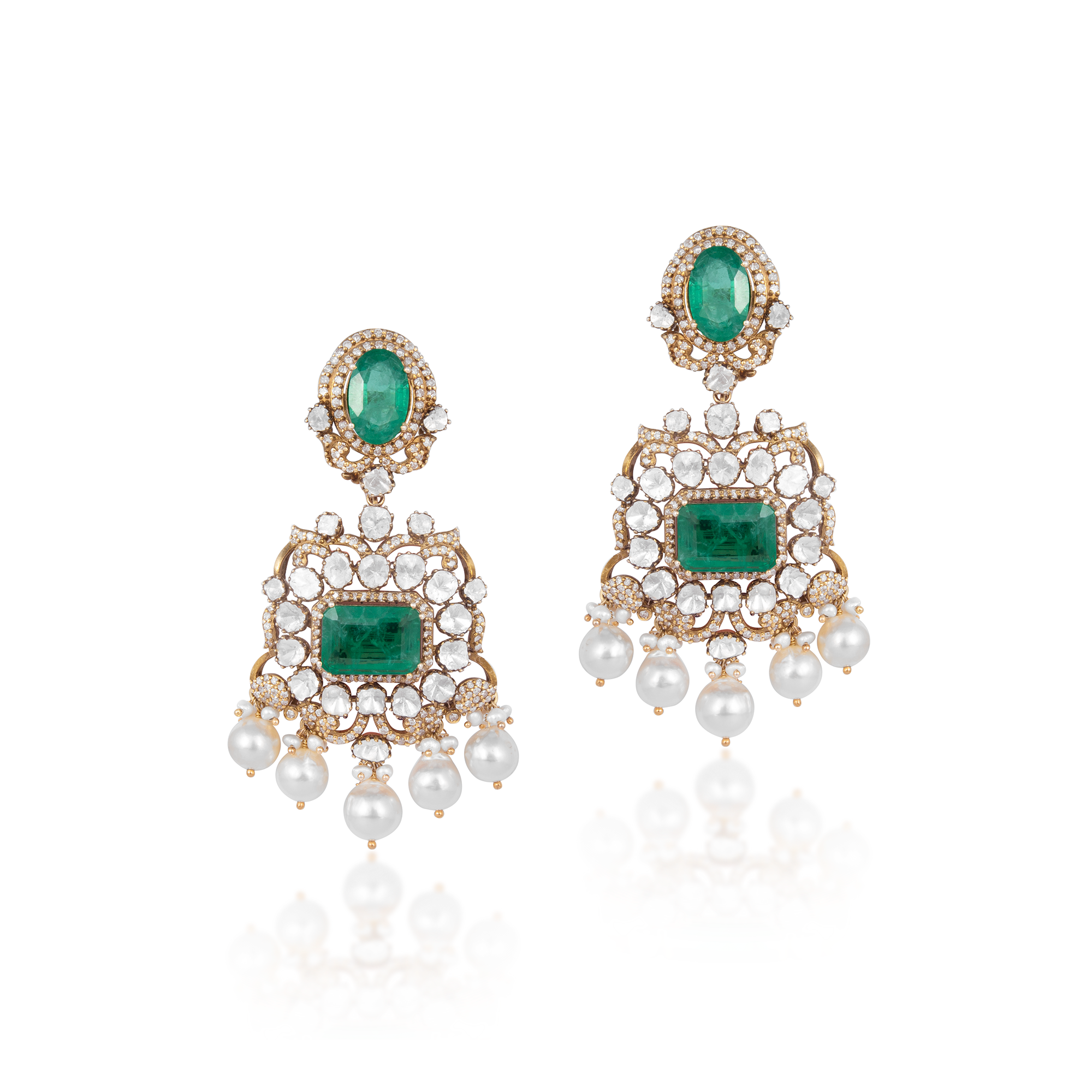 Polki Diamond Earrings in 14 kt gold with Precious Emerald
