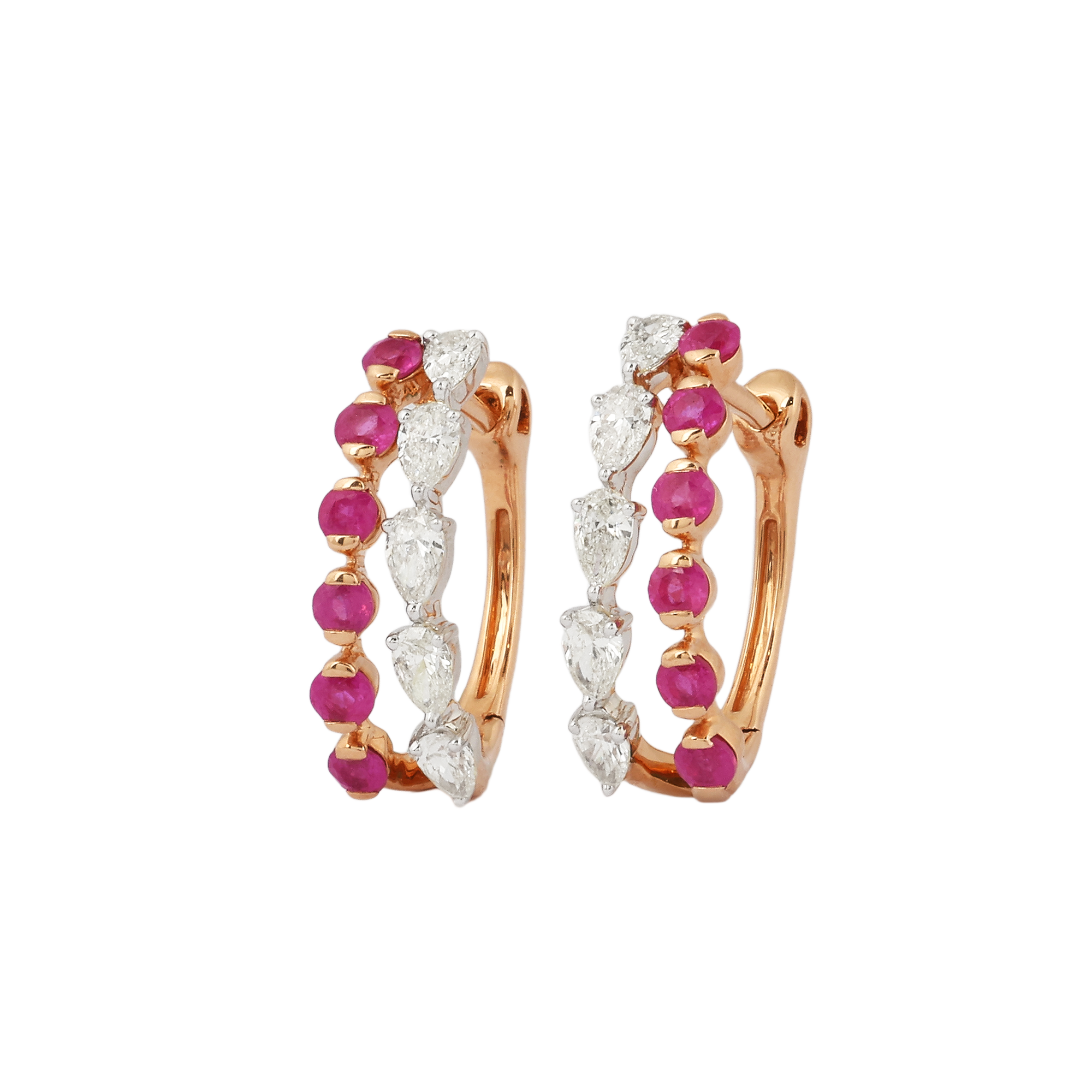 Earring in 18kt rose gold with pear shape diamonds and a precious ruby.