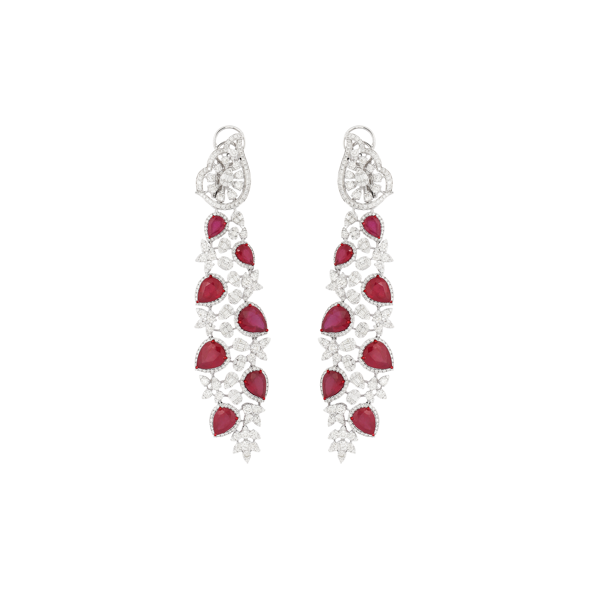 Earring in 14kt white gold with brilliant round and baguettes and a precious ruby.