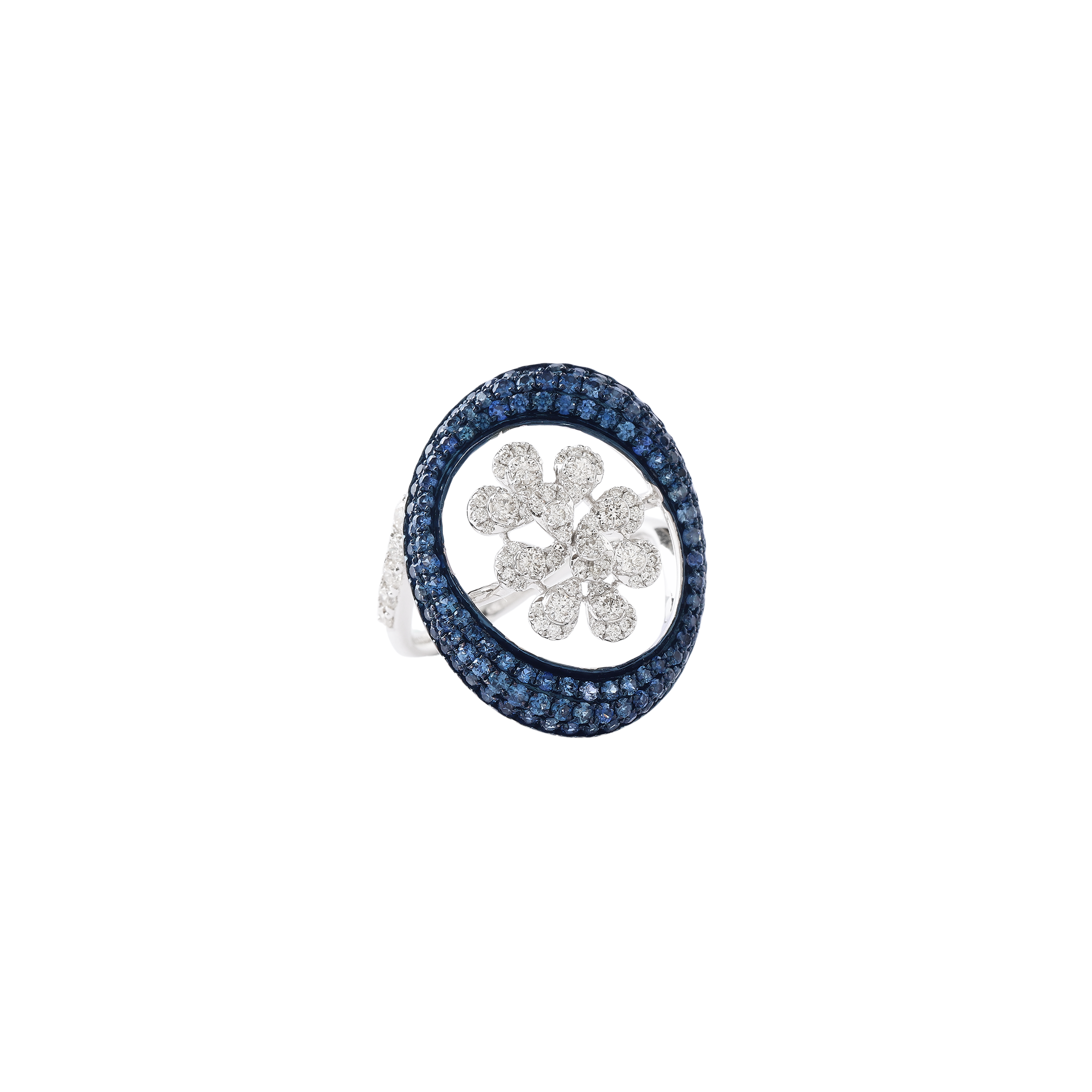 Ring in 18kt white gold with brilliant round cut diamonds, with a precious sapphire.