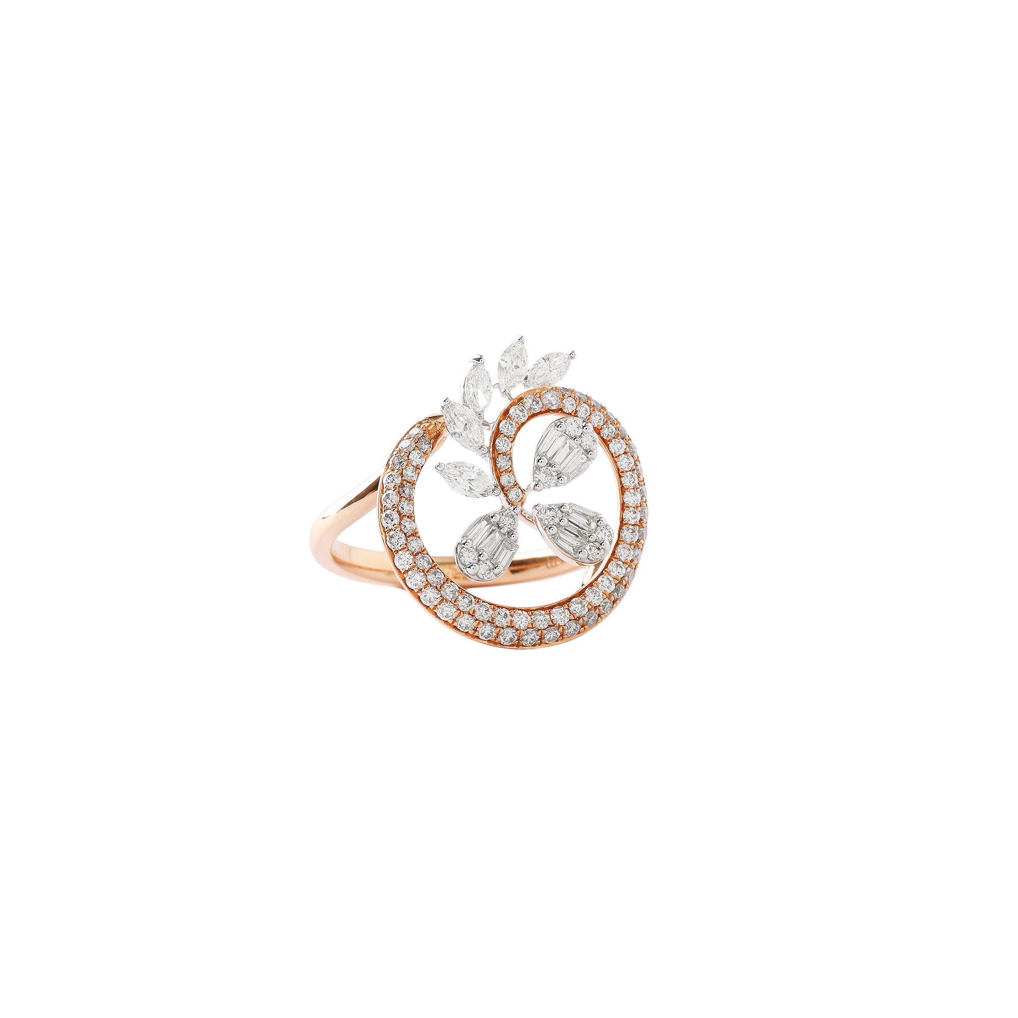 Ring in 18kt rose gold with baguettes, marquise, and round brilliant diamonds.