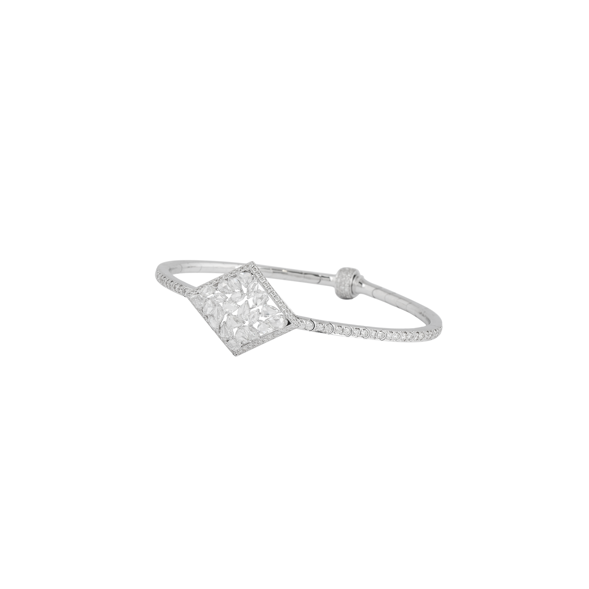 Bracelet in 14kt white gold with rose cut and brilliant round diamonds.