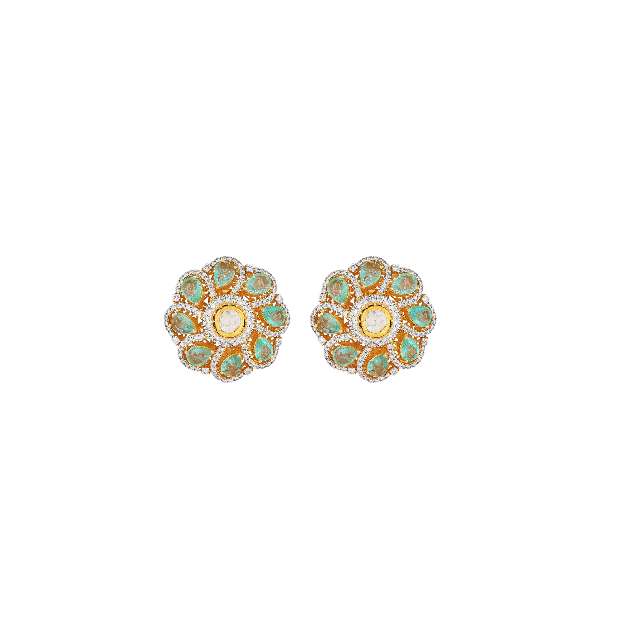 Earring in 14kt yellow gold with polki and brilliant round diamonds with precious emerald.