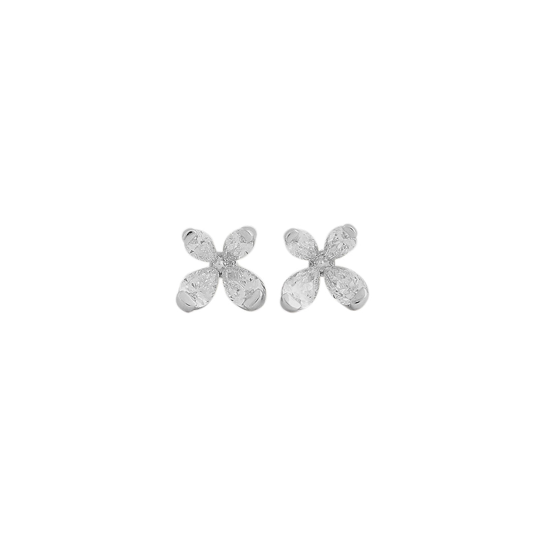 Earrings in 18kt white gold with pear shape diamonds